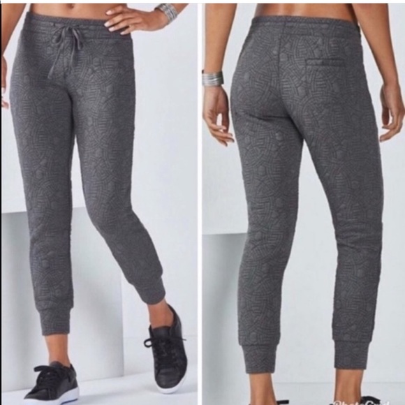 Fabletics Pants - Fabletics Gray Hamilton Textured Quilted Cuff Sweatpant High Waist Jogger Size M